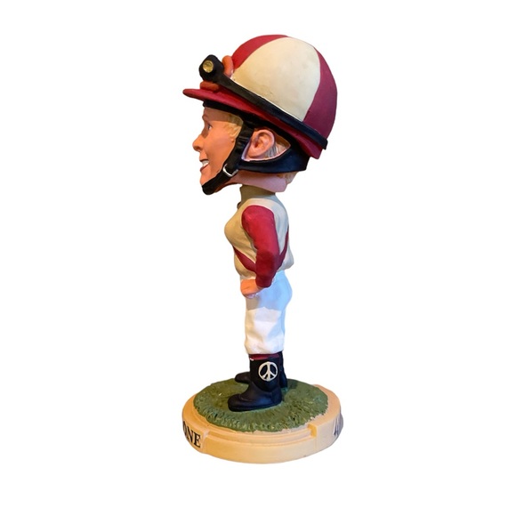 Hollywood Park Julie Krone Bobble Head - Picture 3 of 4